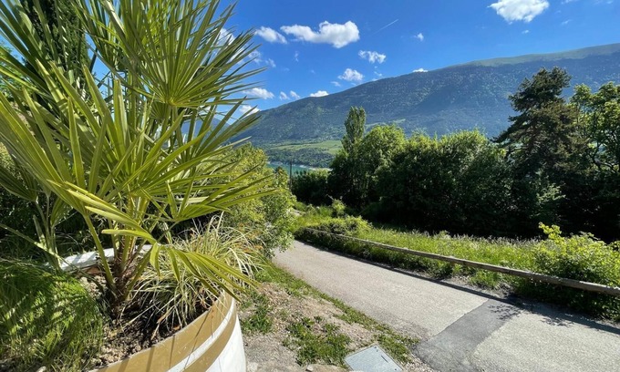 Treffort Apartment | Gite 2 people - 10 mn from Lake Monteynard Avignonet - TREFFORT