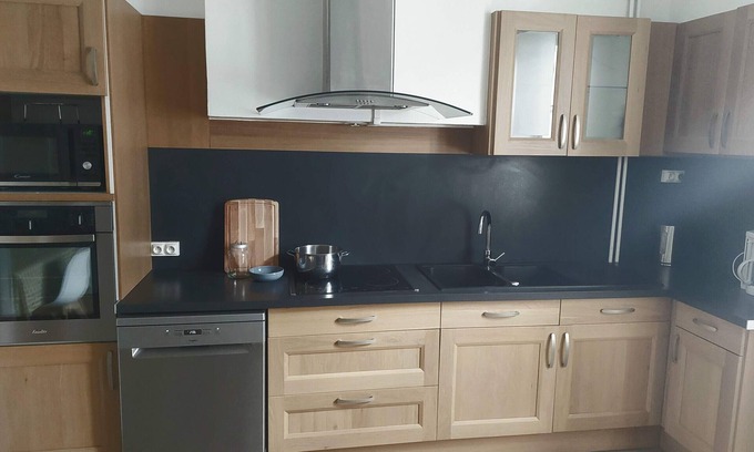 Argenton-sur-Creuse Cottage | Gite Argenton-sur-Creuse, 6 bedrooms, 15 persons