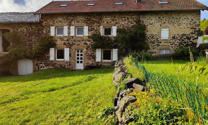 Beaux House | Gite Beaux, 7 bedrooms, 14 persons