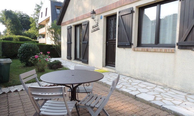 Bagnoles-de-l'Orne House | Gite Bruyére d Andaine Quartier Belle Epoque 3 star