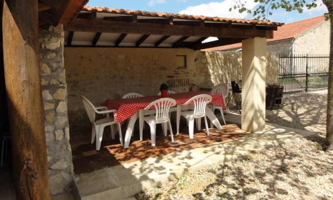 Charroux Cottage | Gite Charroux - Allier, 3 bedrooms, 7 persons