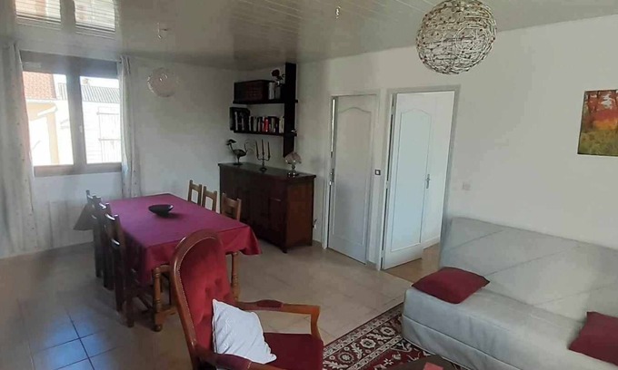 Saint-Marcouf House | Gîte Chez Mamie nA pleasant and quiet cottage by the sea