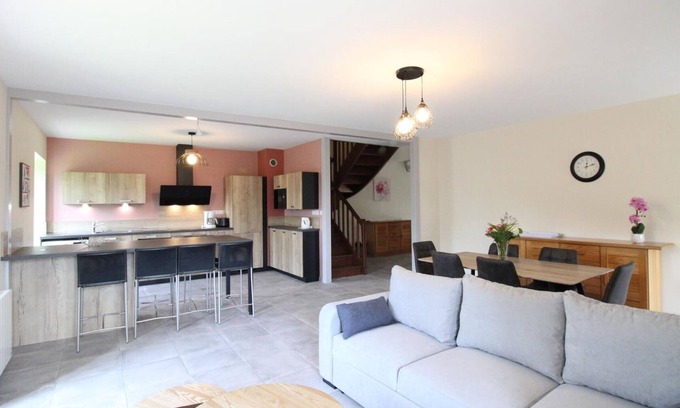 Saint-Flour Agglomeration Cottage | Gite Espinasse, 3 bedrooms, 6 persons