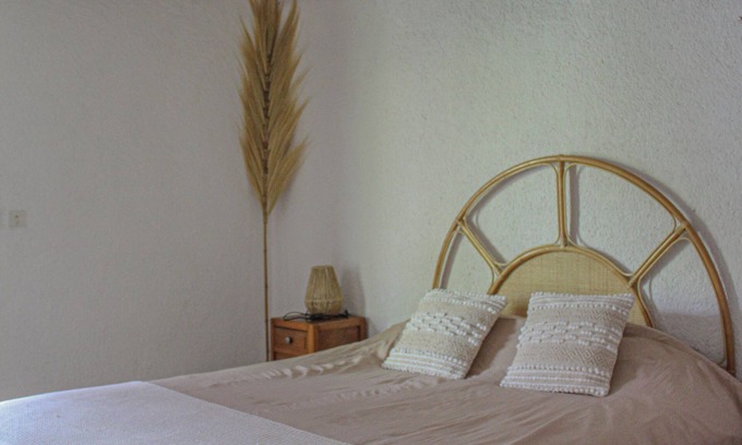 Montfroc Hotel | Gite La Pierre