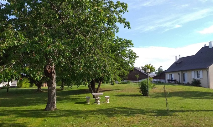 Breze House | Gite le Clos Ferré SWIMMING POOL TENNIS