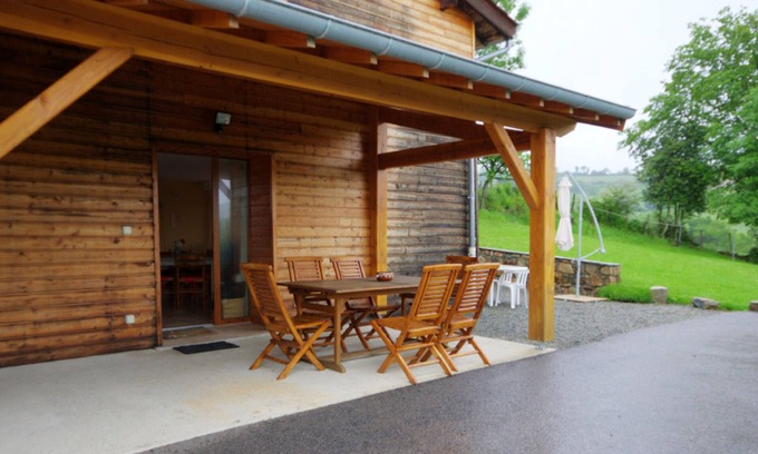 Saint-Cyr-de-Valorges Cottage | Gite Saint-Cyr-de-Valorges, 4 bedrooms, 8 persons