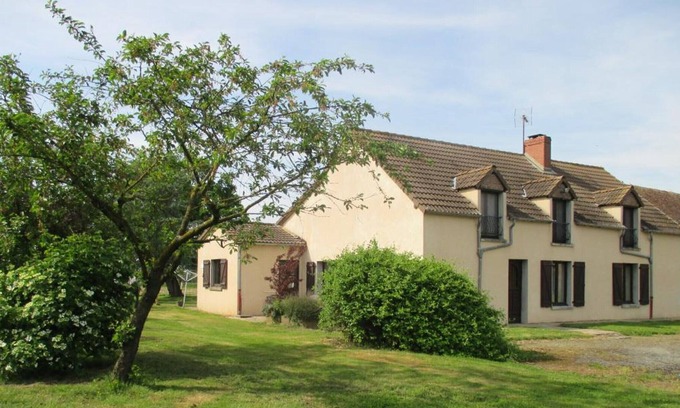 Saint-Palais House | Gite Saint-Palais (Allier), 5 bedrooms, 10 persons