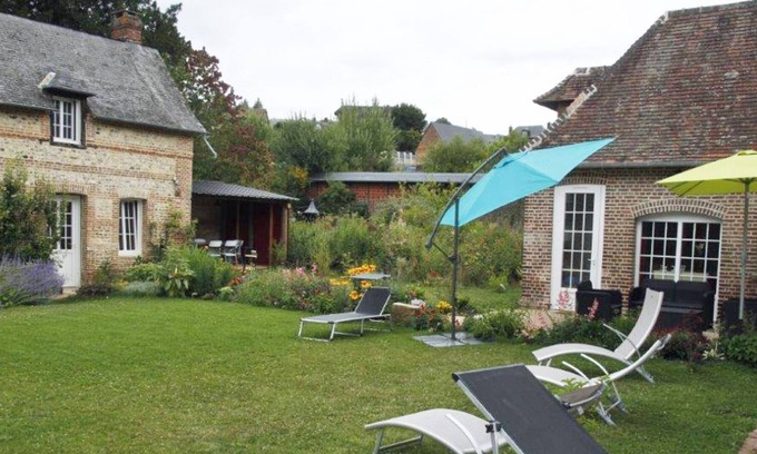 Saint-Saens House | Gite Saint-Saëns, 4 bedrooms, 9 persons