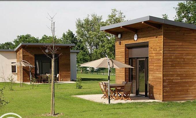 Veauchette House | Gite Veauchette, 2 bedrooms, 4 persons