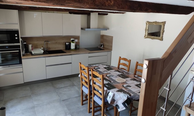 Saint-Come-d'Olt House | Gîte with exterior