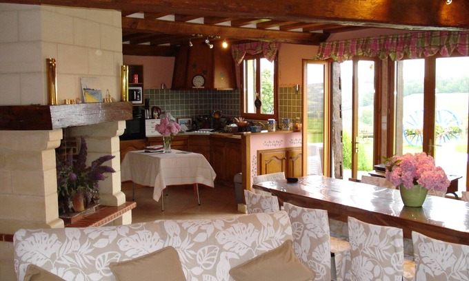 Lessard-et-le-Chene Cottage | Gites 8 adults 2 children ---- in the middle of Haras