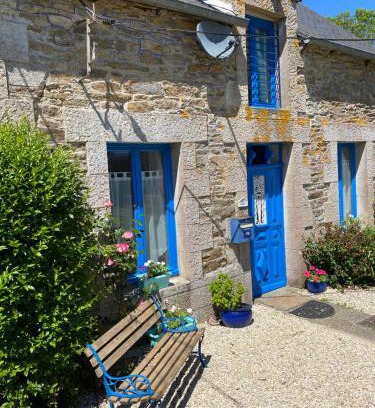 Plouguenast House | Gites de la Motte Parent
