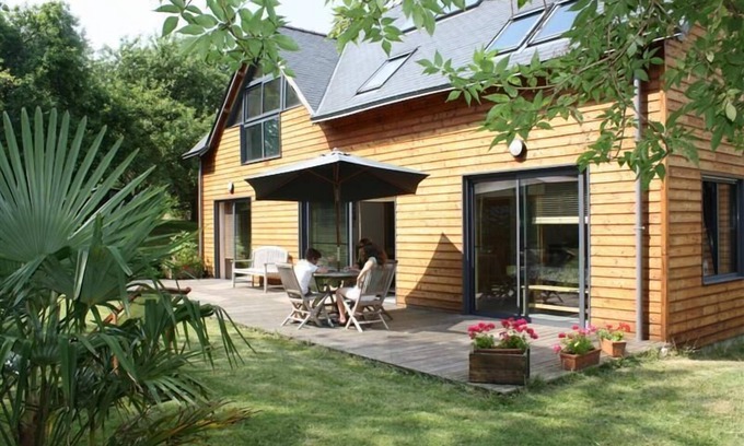 Fouesnant Cottage | Give meaning to your holiday cottage The 'Apples' the countryside to the sea