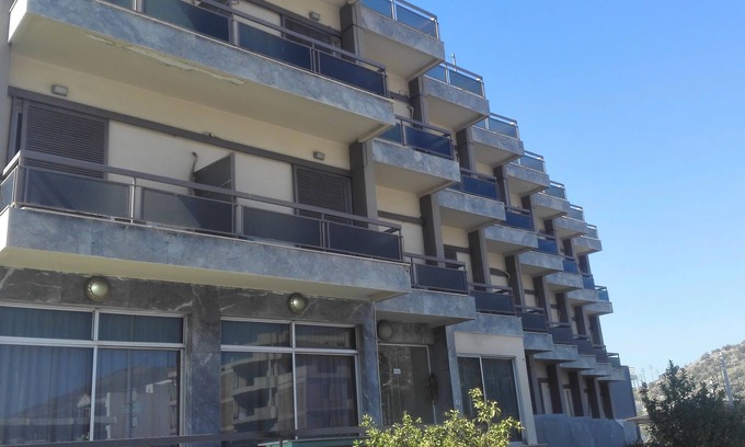 Skaramangas Hotel | Glaros Hotel