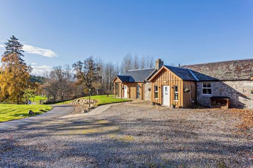Dulnain Bridge House | Glenmore Lodge