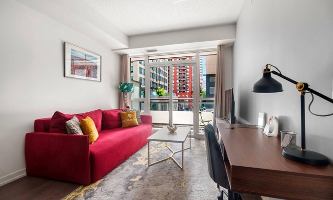 Mount Pleasant West Condo | GLOBALSTAY. New Modern 2Br 2Ba Condo Lillian St
