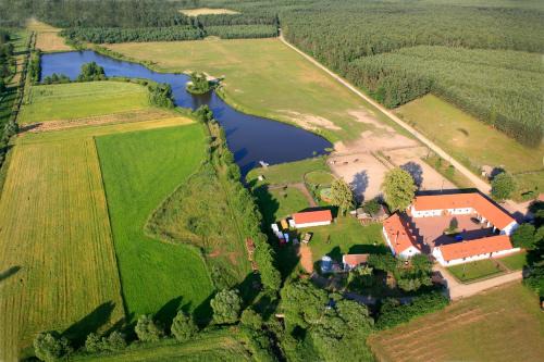 Borki Wielkie Hotel | Gościniec Borki Wielkie