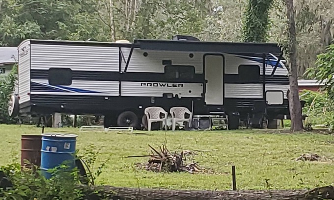 Nobleton House | Go glamping on the Withlacoochee river in beautiful Nobleton Fl.