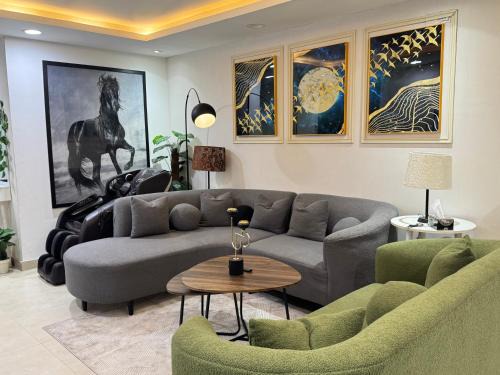 Lahore Apartment | Goldcrest Signature Stays - DHA Lahore Phase 4