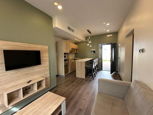 Algeria Apartment | Golden Beach Al Battah