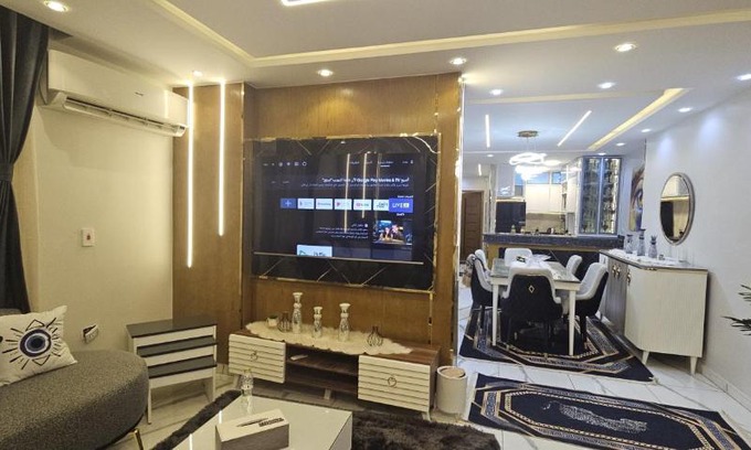 Pyramids Gardens Apartment | Golden Pyramid Villa Families only