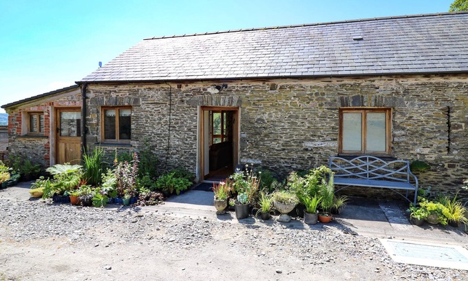 Llanwrda Cottage | GOLWG LAS, romantic in Lampeter