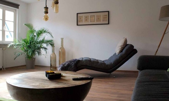 Altstadt Apartment | Gorßzügig geschnittenes 85qm Feriendomizil, Lounge Liege und Balkon, herrlicher Ausblick