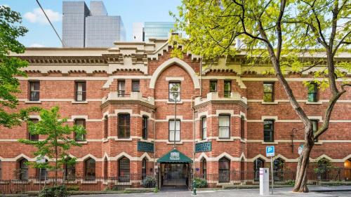 Chinatown Hotel | Gordon House Apartments