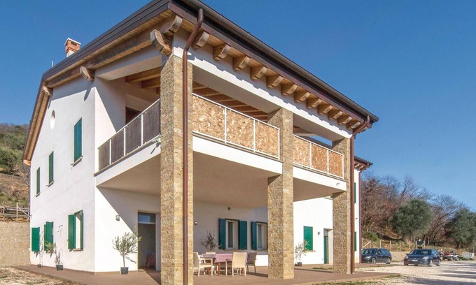 Cinto Euganeo Apartment | Gorgeous apartment in Valnogaredo (PD)