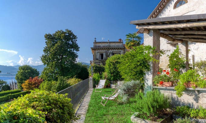 Orta San Giulio House | Gorgeous home in Orta San Giulio NO