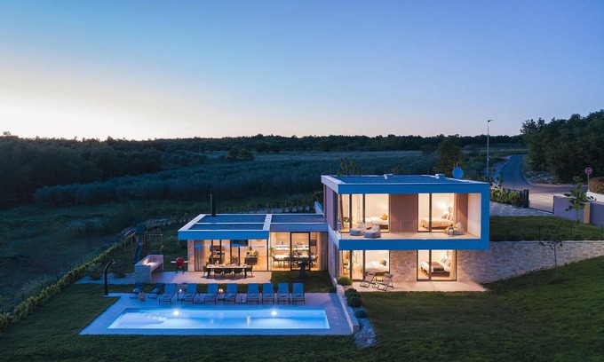 Nova Vas House | Gorgeous home in Cendaki