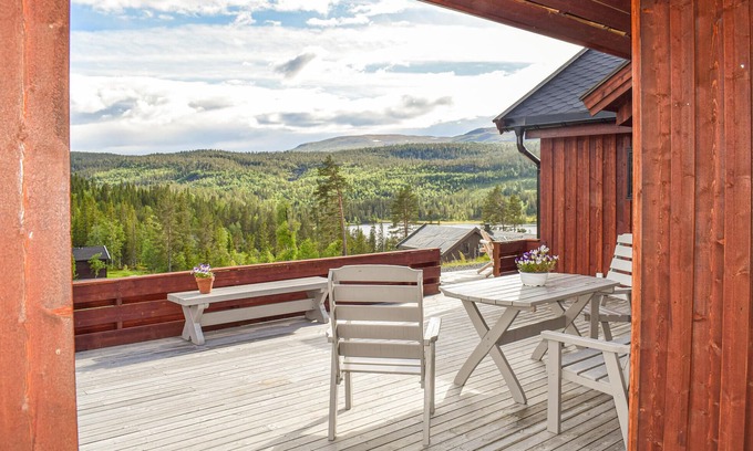 Flesberg House | Gorgeous home in Flesberg with WiFi