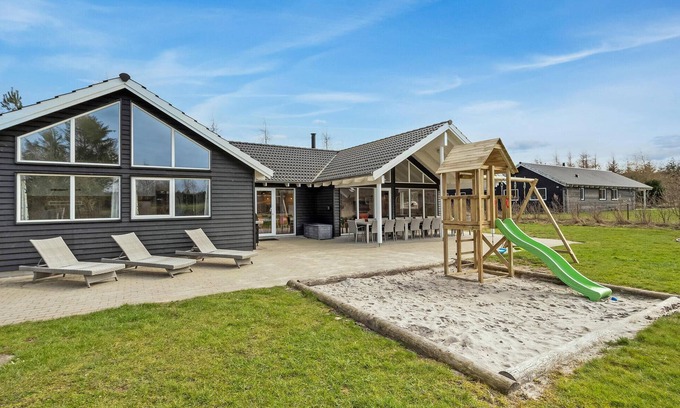 Fjellerup House | Gorgeous home in Glesborg with sauna