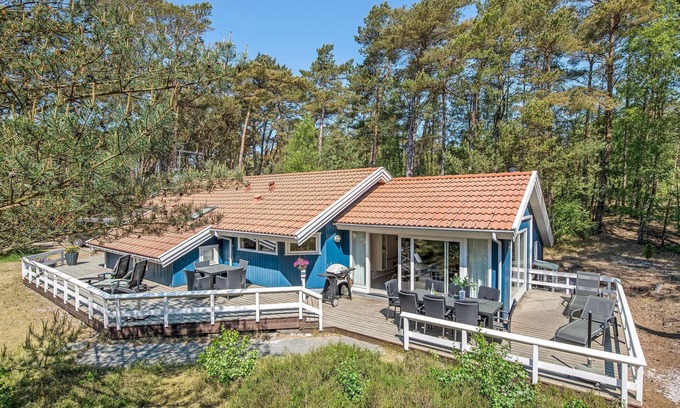 Dueodde House | Gorgeous home in Nexø with WiFi