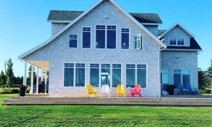 Cymbria Cabin | Gorgeous new ocean front beach house in popular Rustico and Brackley Beach