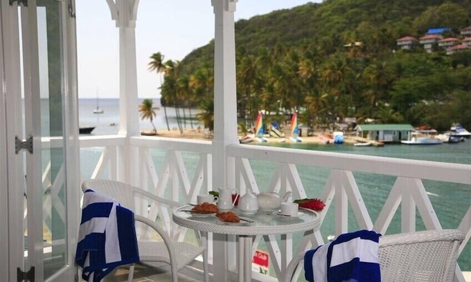 Marigot Bay Condo | Gorgeous Waterfront Apartment with free access to Zoetry Hotel, Marigot Bay