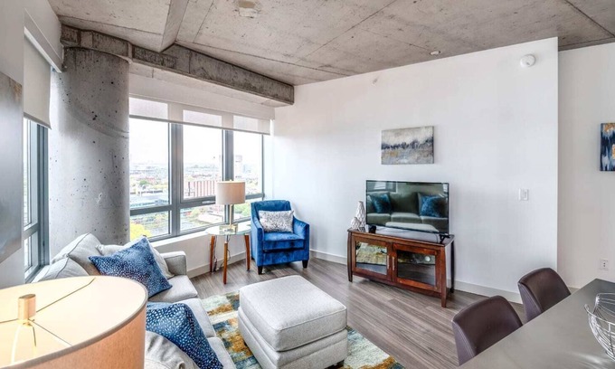 MIT Apartment | Grand Apt with Amenities