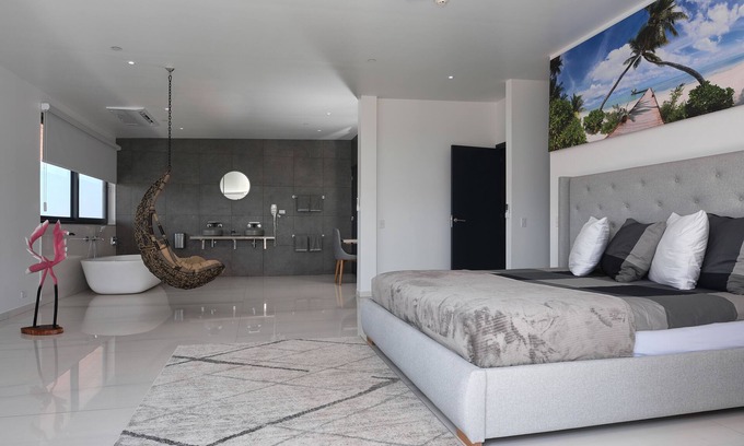 Noord Apartment | Gray Door Apartments - Adults Only