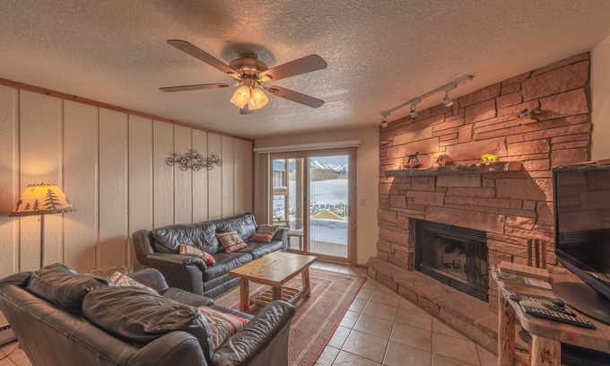Crested Butte Condo | Great location! Ski-In/Out Dog Friendly Condo w/Fireplace & Views