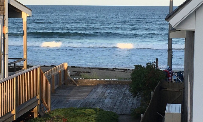 Ogunquit - Wells Cottage | Great Spot!nMoody Beach, PRIVATE BEACH!