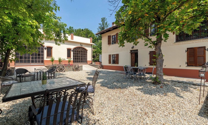 Agliano Terme House | Great villa in the heart of Piedmont