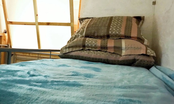 Renton House | Greater Seattle Renton Townhouse Artwork Learn Jesus Christ H Duplex Room