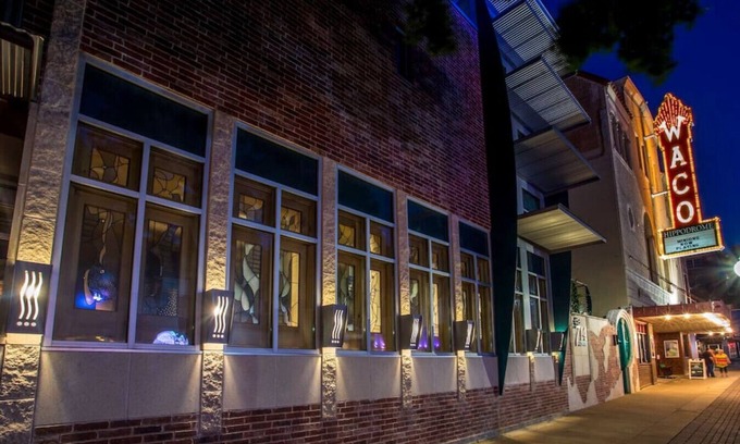 Brazos Apartment | Green Door Lofts-Urban Cowboy - Silos/Downtown