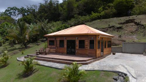 Red Gate Apartment | Grenada Countryside Cabin