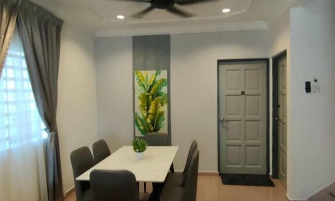 Taman Teh Teng Seng House | Grey Fantasy Homes Room #8