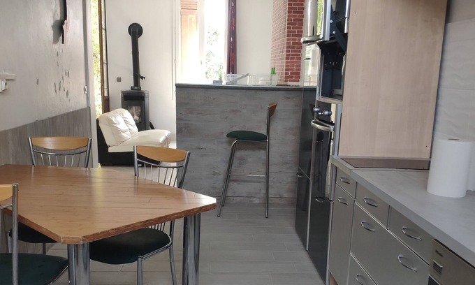 Soulac-sur-Mer Apartment | Ground floor apartment in Soulac sur Mer 2.9km from the central beach.