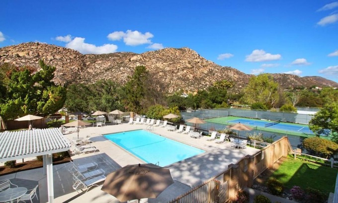 San Diego Country Estates Apartment | Group Getaway! Two Great Units, Near Santaya Isabel, Pool, Hiking, Game Room