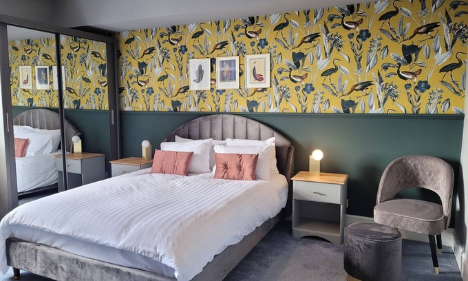 Leamington Spa Apartment | Grove Place - 2 Bedroom apartment Leamington Spa