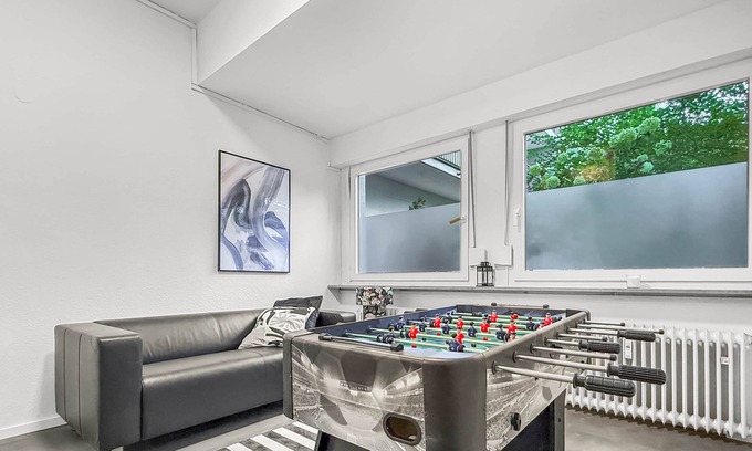 Untersendling Apartment | Gruppenloft München | Spiele + Parkplatz