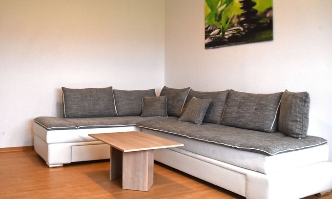 Guben Apartment | Guest apartment Platanenstrasse 1/room 240 - GUWO Guest apartment Platanenstrasse 1